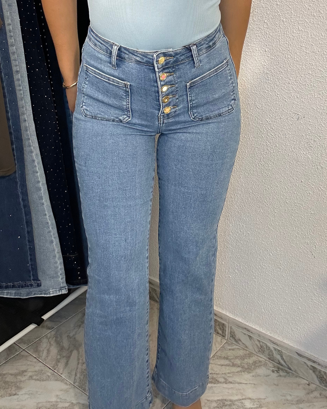 vaquero Olivia celeste